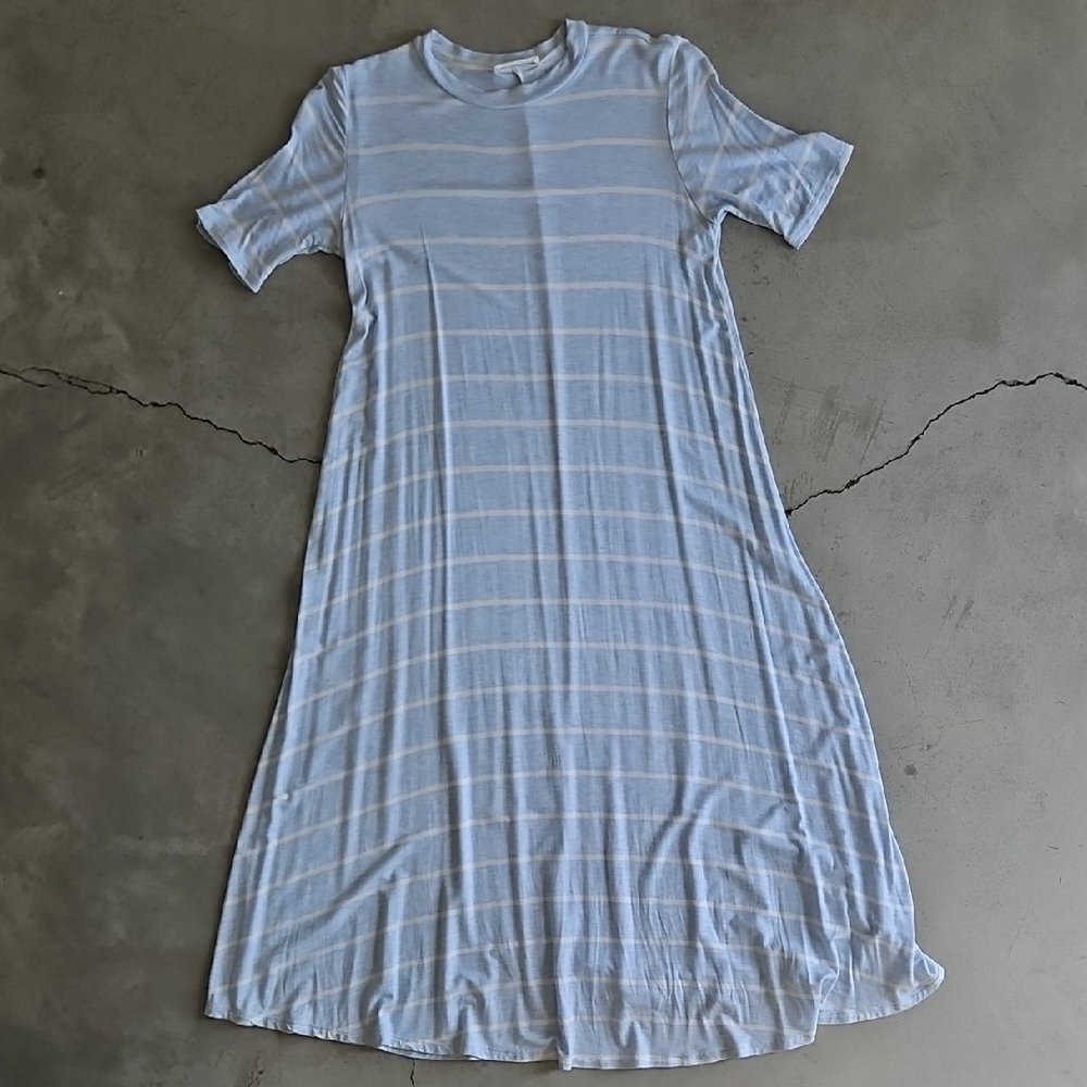 Light Heathered Blue Striped Short Sleeve Dress Jersey Material Comfortable